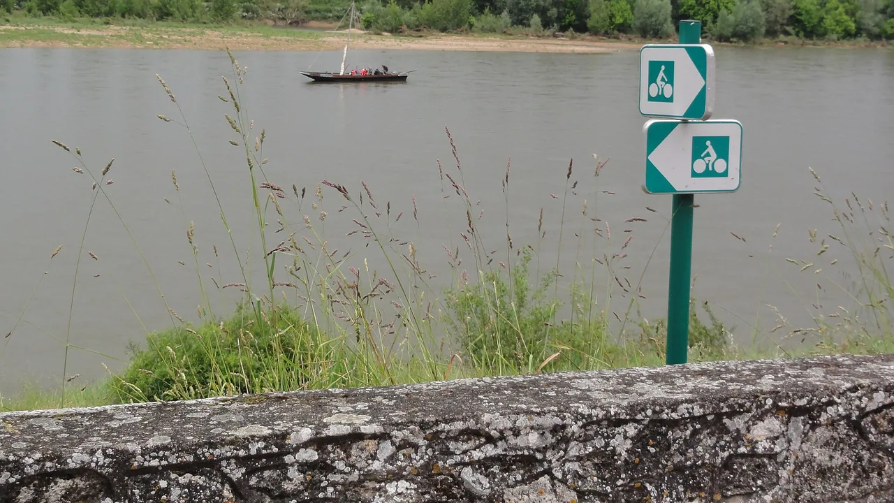 Bateaux traditionnels sur la Loire à Saint-Dyé-sur-Loire
