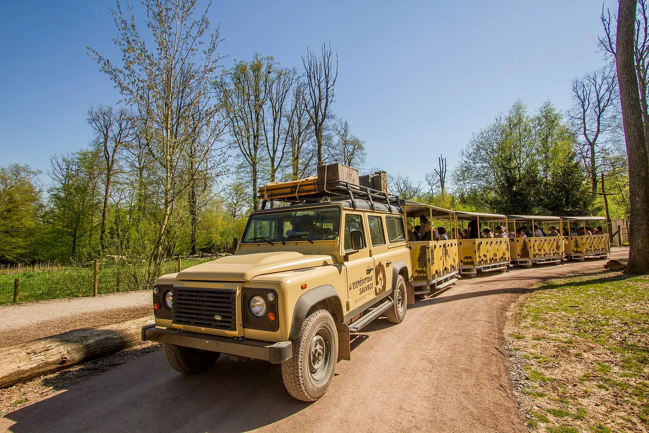 Safari-train du Parc animalier de Sainte-Croix à Rhodes