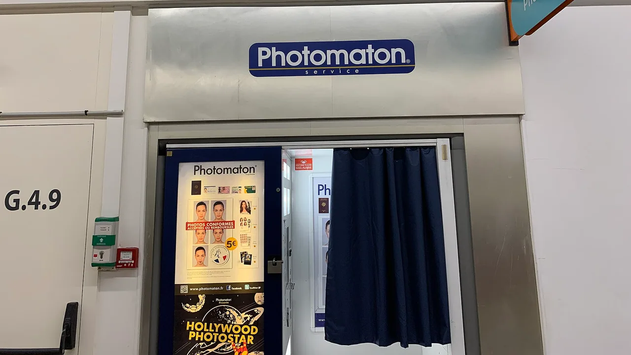 Cabine Photomaton pour réaliser des photos d'identité