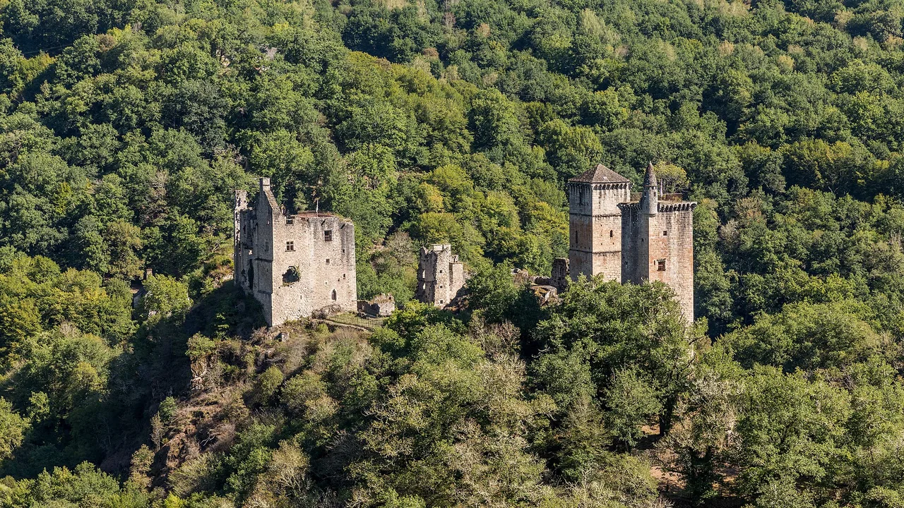 Les Tours de Merle à Saint-Geniez-ô-Merle