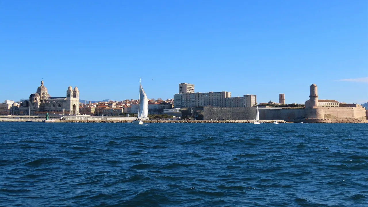 Mucem vu depuis la rade de Marseille