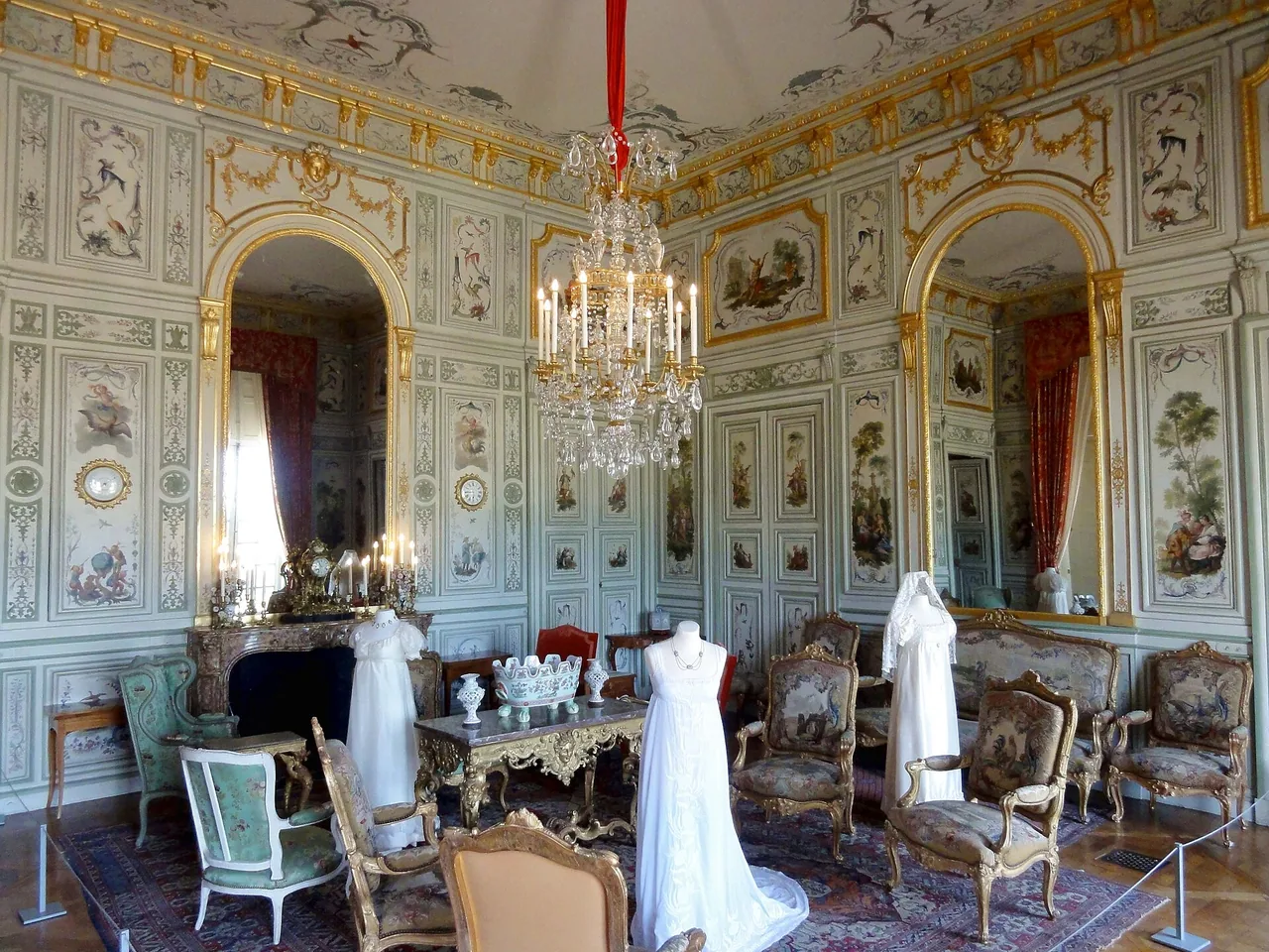 Salon chinois du château de Champs-sur-Marne photographié en 2018, hors spectacle de Noël