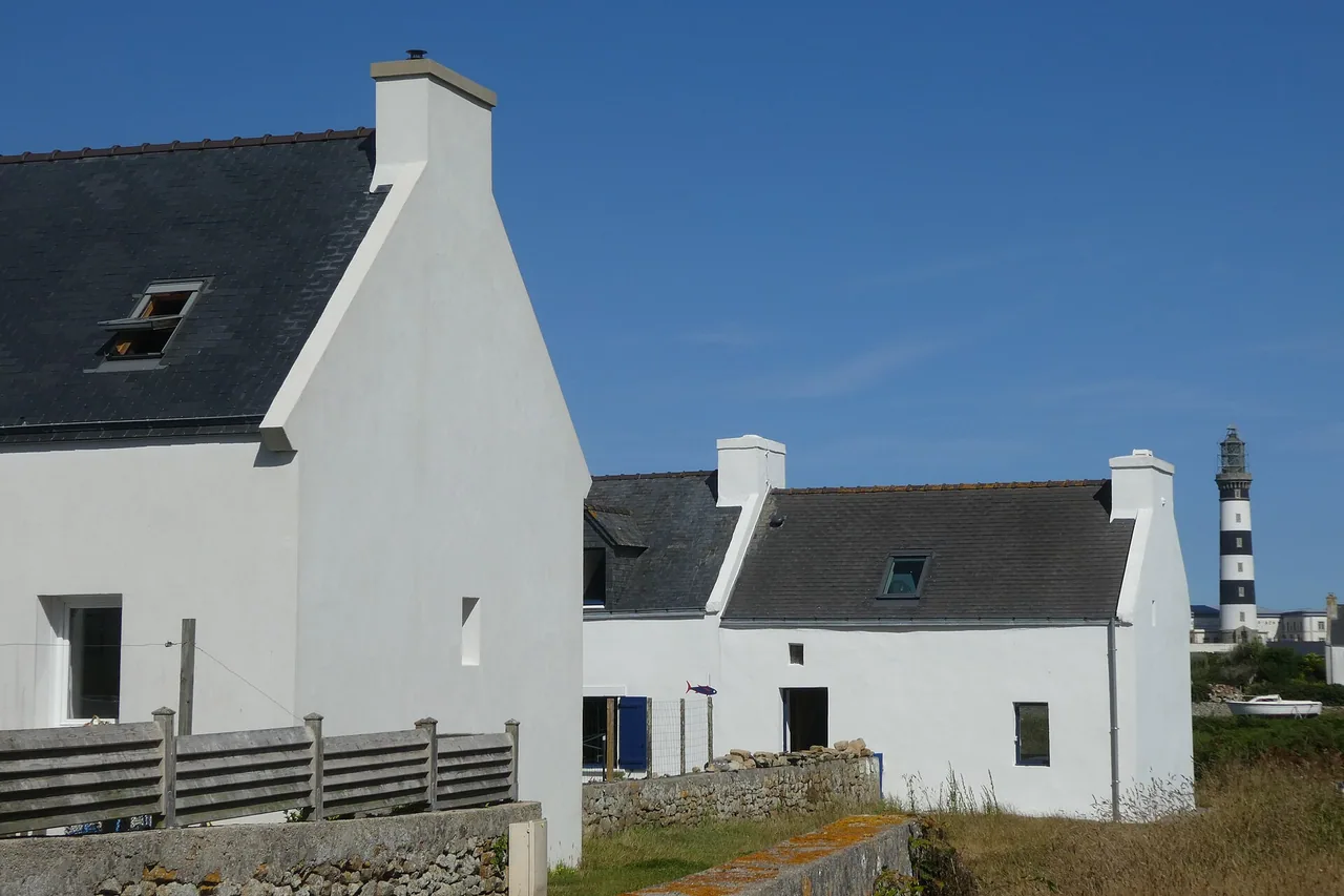 Phare du Créac'h sur l'île d'Ouessant photographié en août 2020