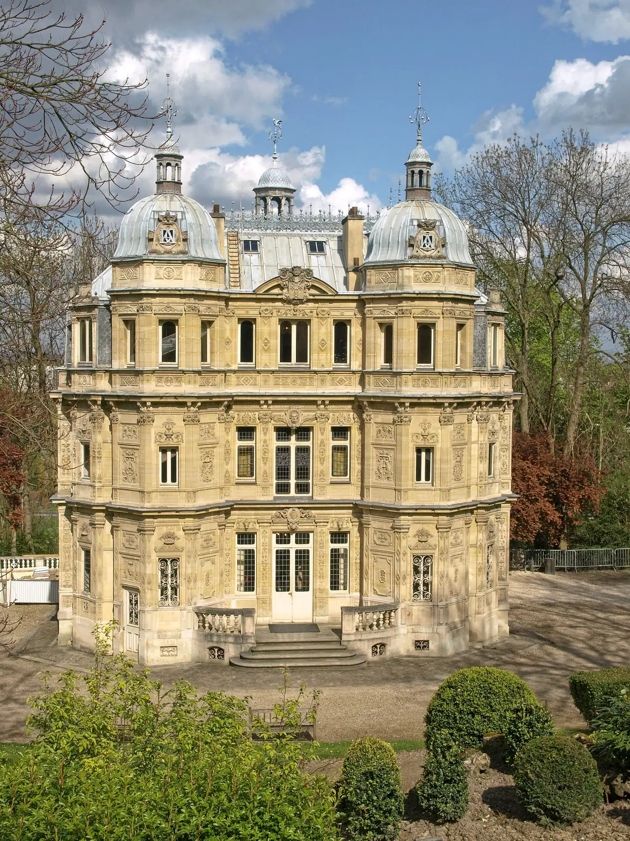 Château de Monte-Cristo au Port-Marly dans les Yvelines